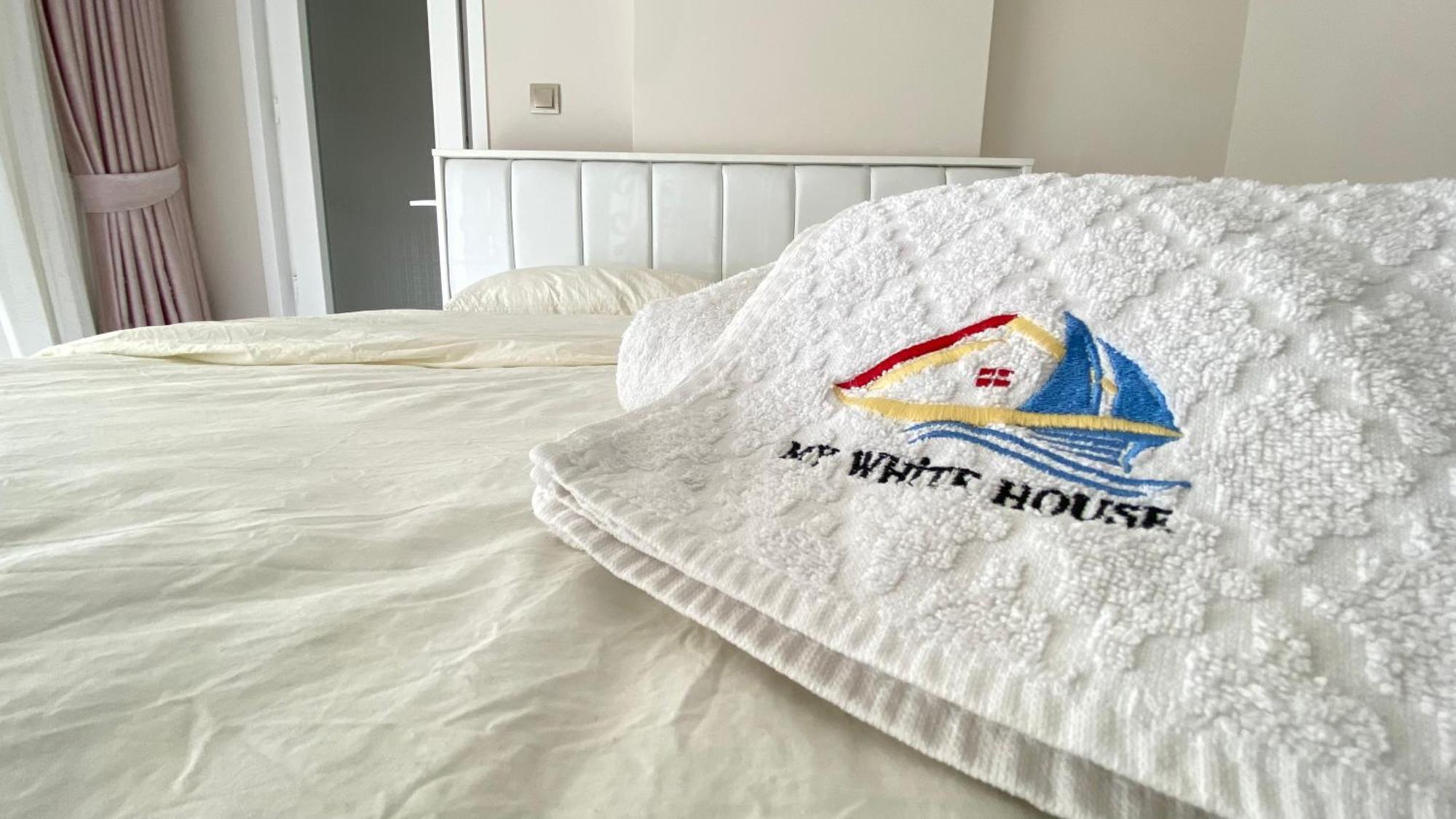 Ferienwohnung My White House Trabzon Zimmer foto