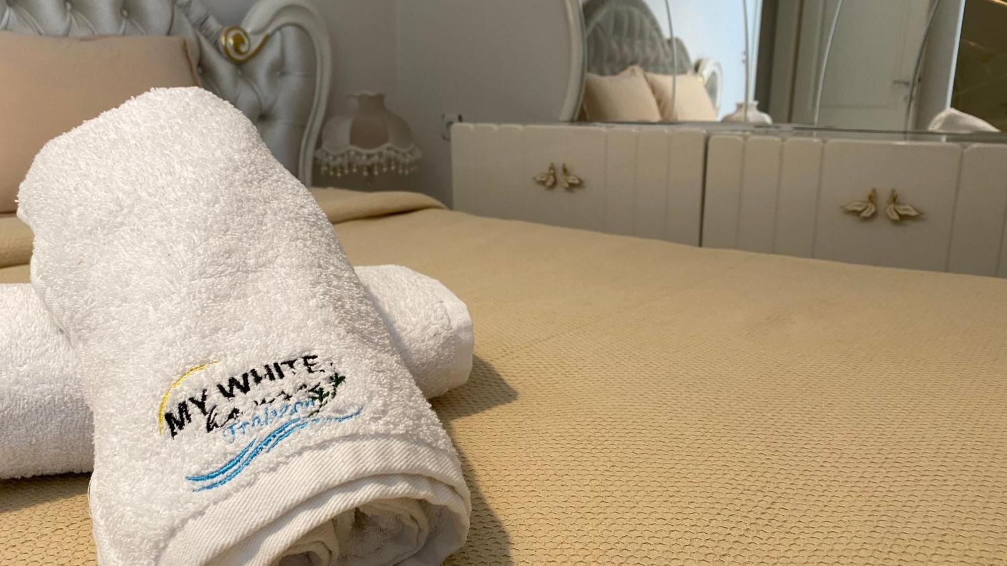 Ferienwohnung My White House Trabzon Zimmer foto